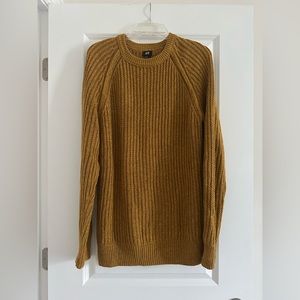 H&M mustard crew neck sweater